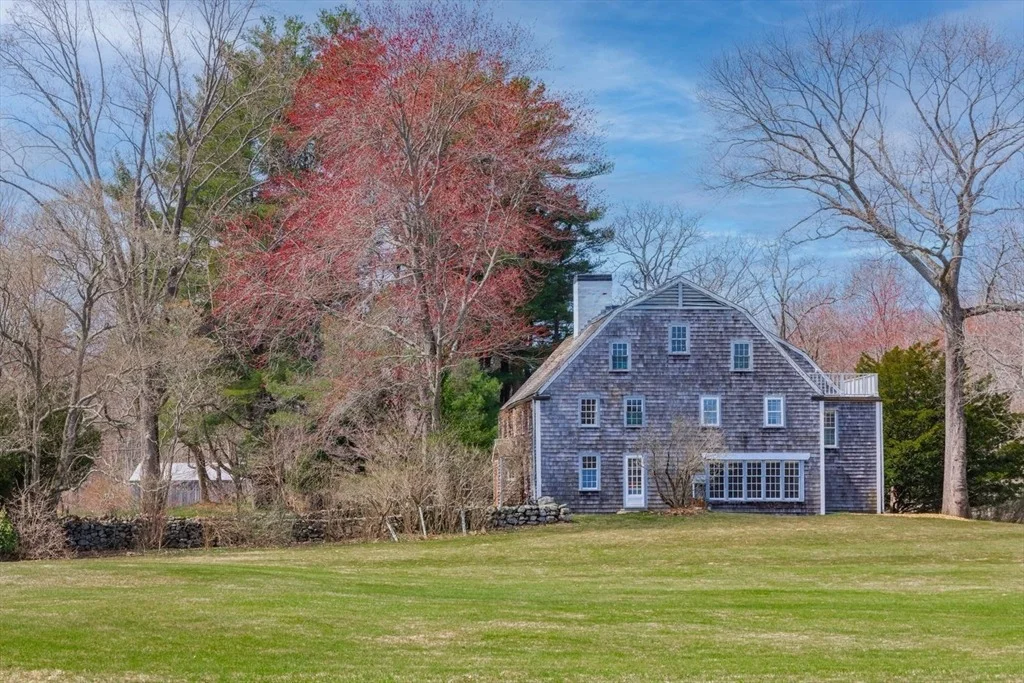 Photo of 9 Maple Street