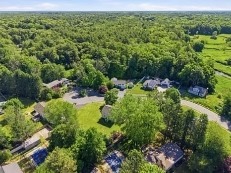 Photo of 115 Arrowhead Dr