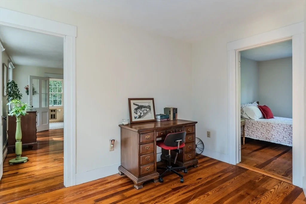 Photo of 7 Roosevelt St