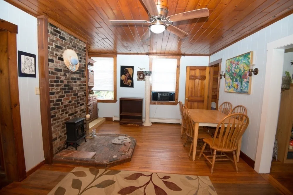 Photo of 11 Maple St