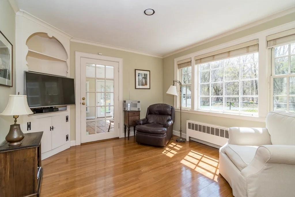 Photo of 431 Clapboardtree Street