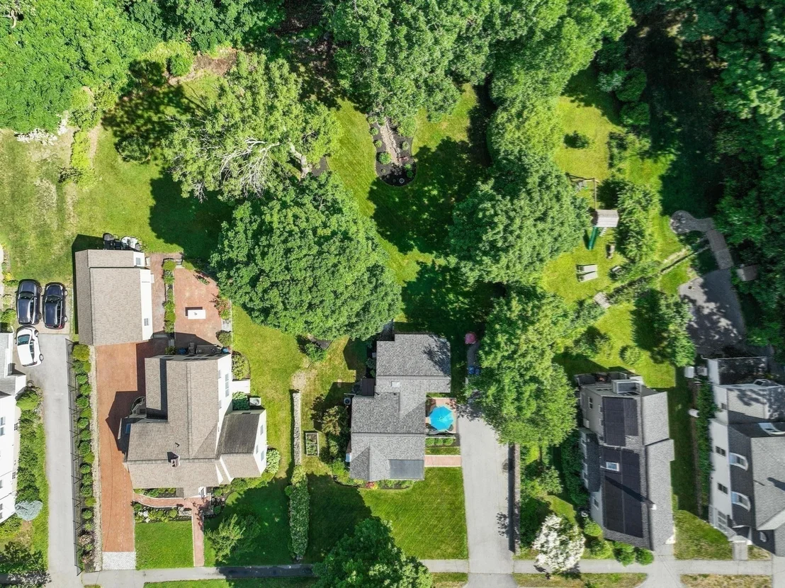 Photo of 90 Summer St