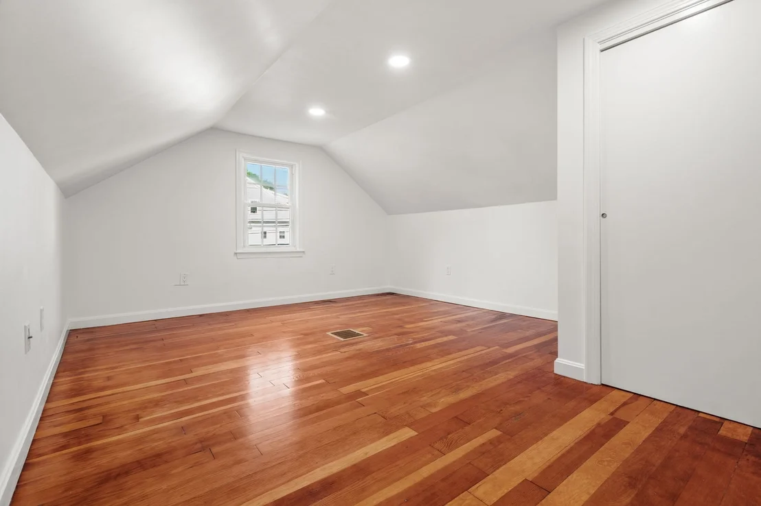 Photo of 26 Elliott St