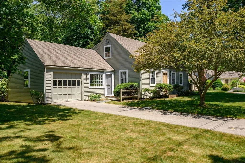 Photo of 30 Huntley Rd