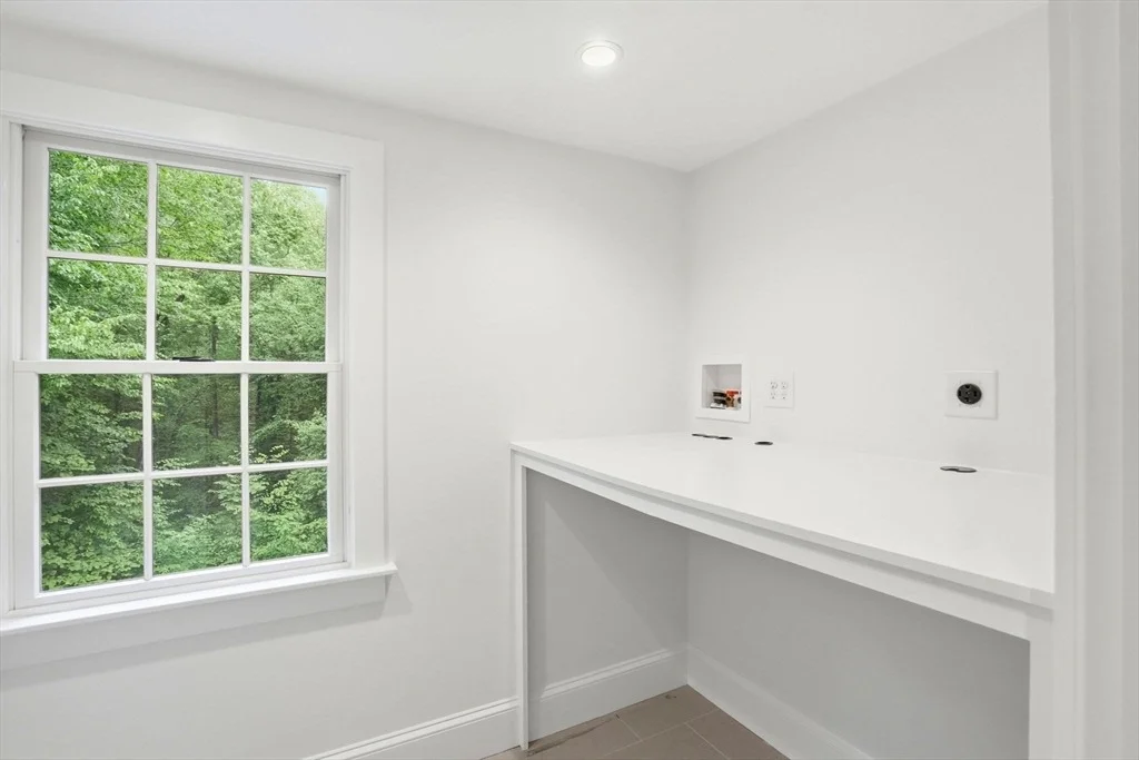 Photo of 147 Forest St