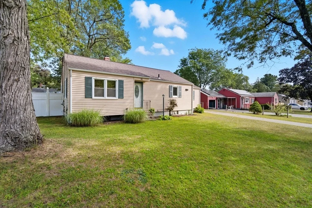 Photo of 35 Juniper Dr
