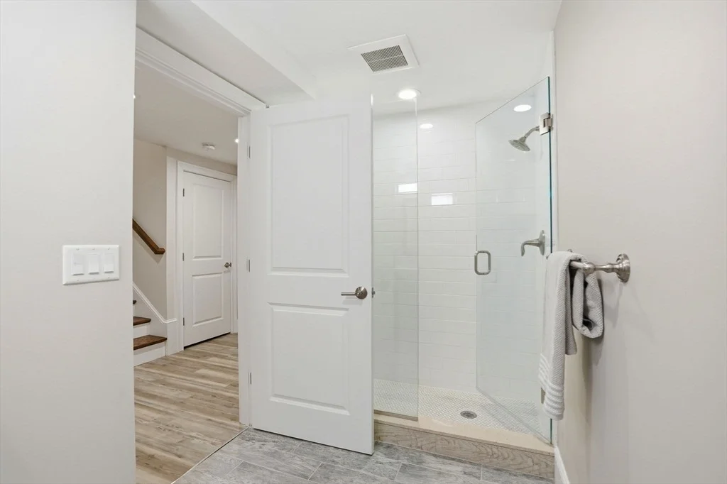 Photo of 9 Holton Road