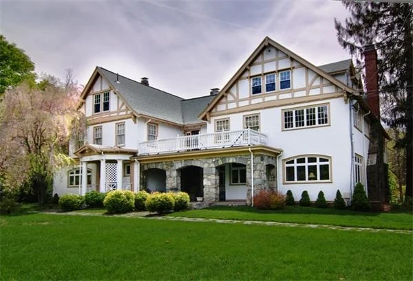 Photo of 200 Edmands Road