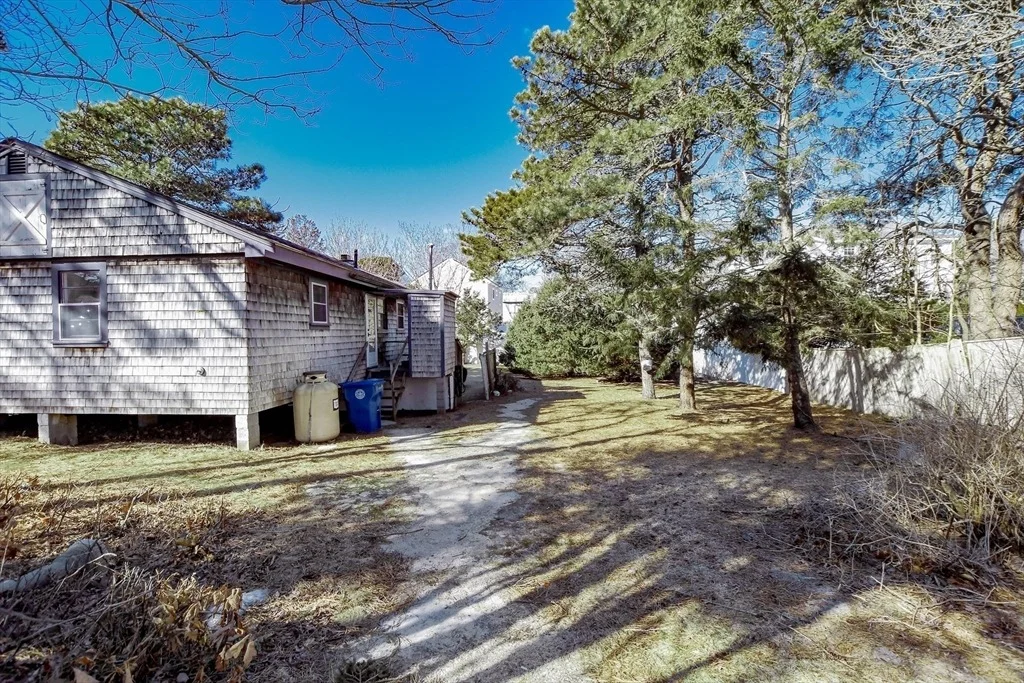 Photo of 18 Ormond Dr