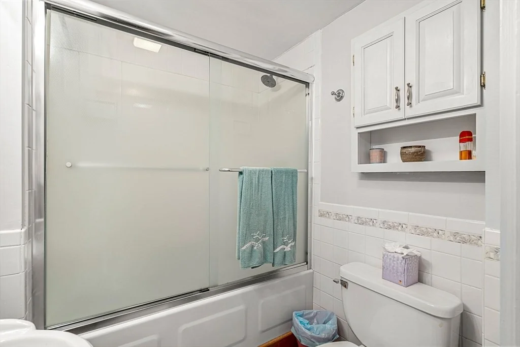 Photo of 21 Preston Beach Rd