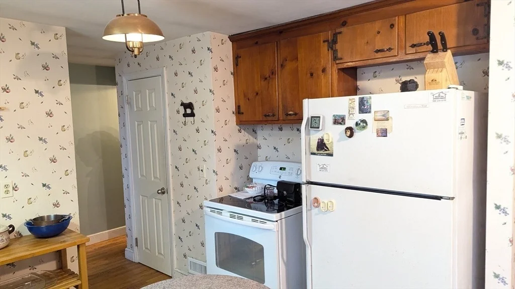 Photo of 241 Edgewater Drive