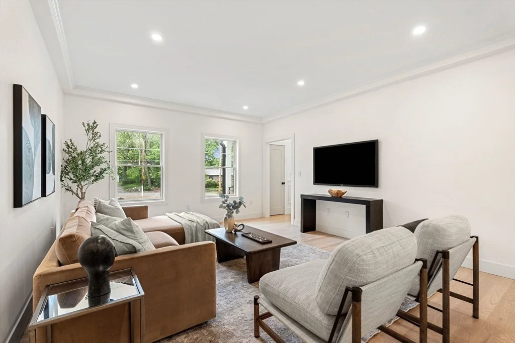Photo of 100 Marblehead St