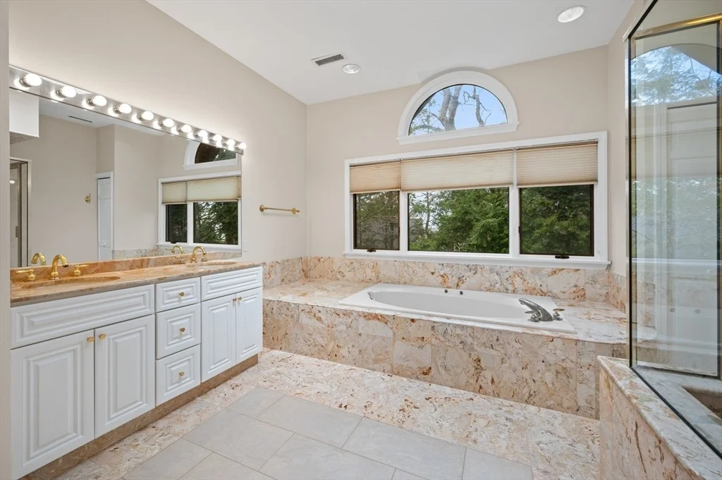Photo of 81 Brackett Rd