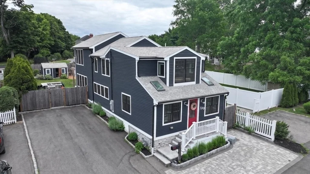Photo of 199 Wompatuck Road