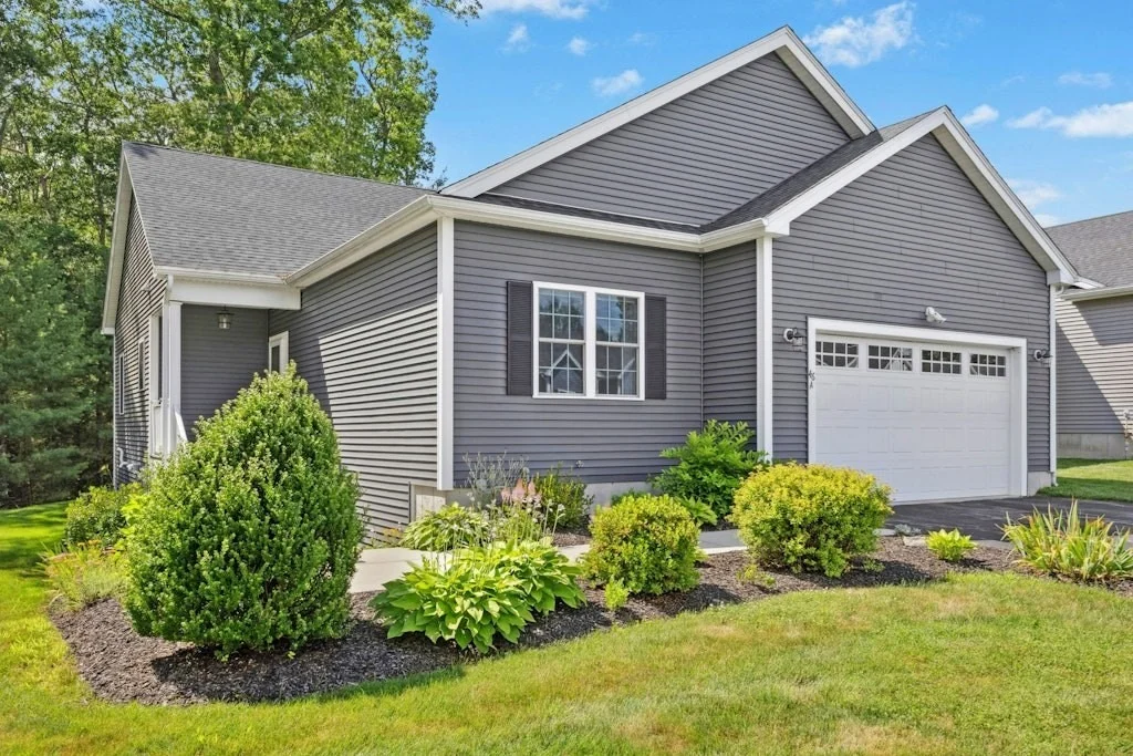 Photo of Unit 46A at 46 Compass Circle