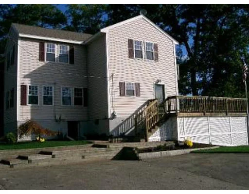 Photo of 15 Lakeside Blvd