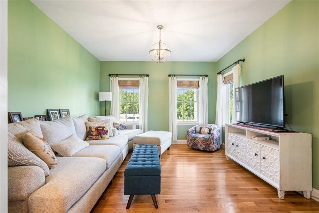 Photo of 32 Ridge St
