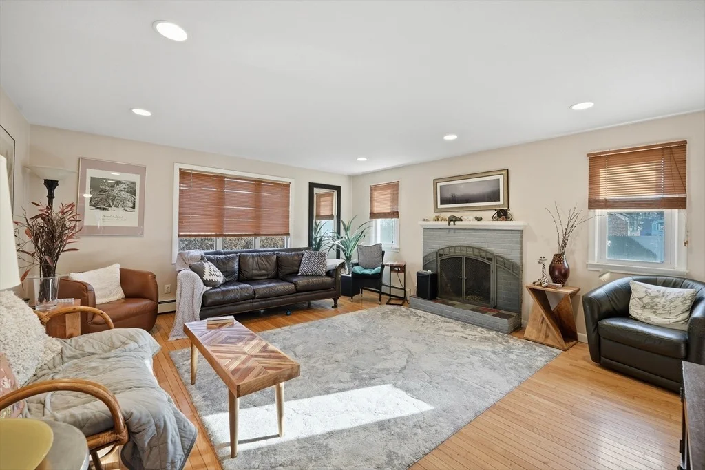 Photo of 15 Hyde Ave