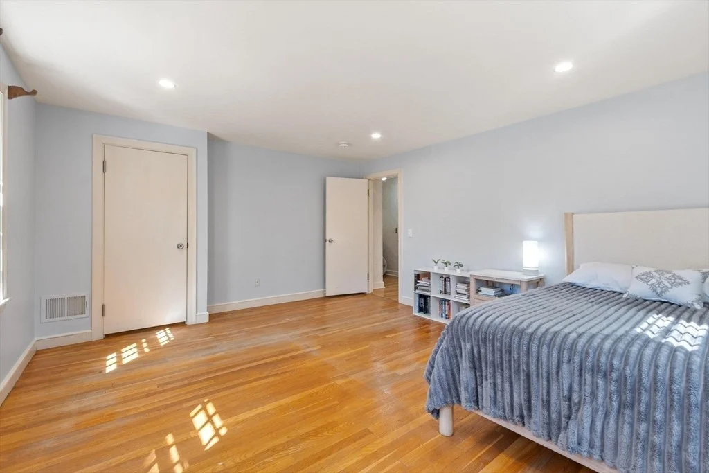 Photo of 96 Mossman Rd