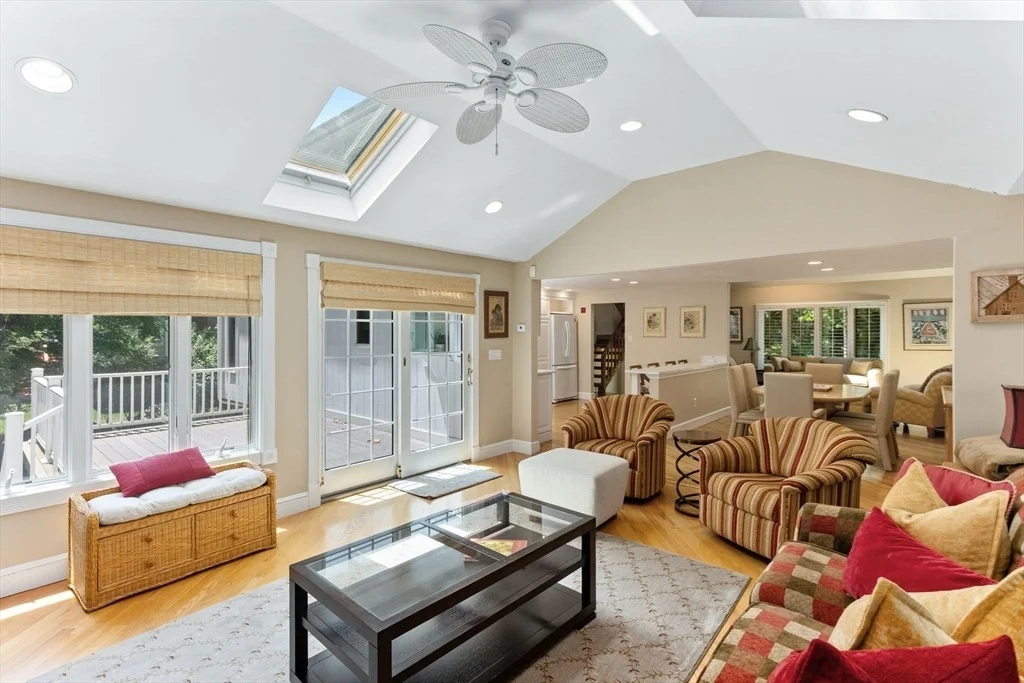 Photo of 15 Pond View Cir