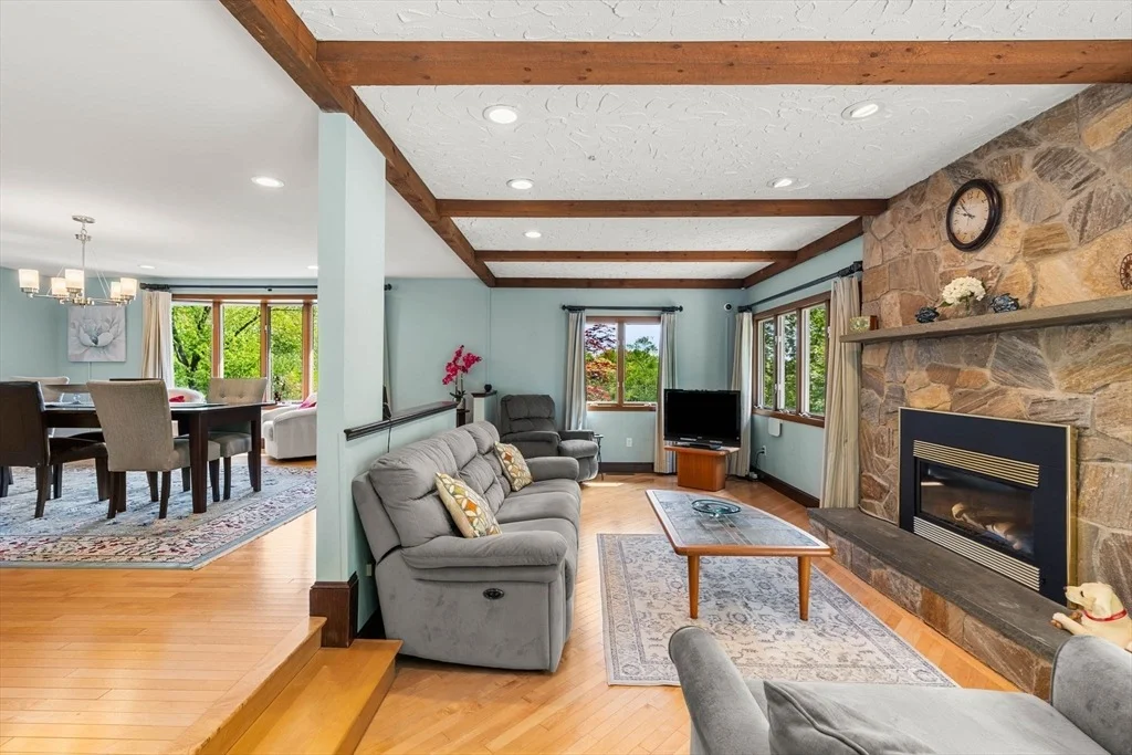 Photo of 12 Howard Rd