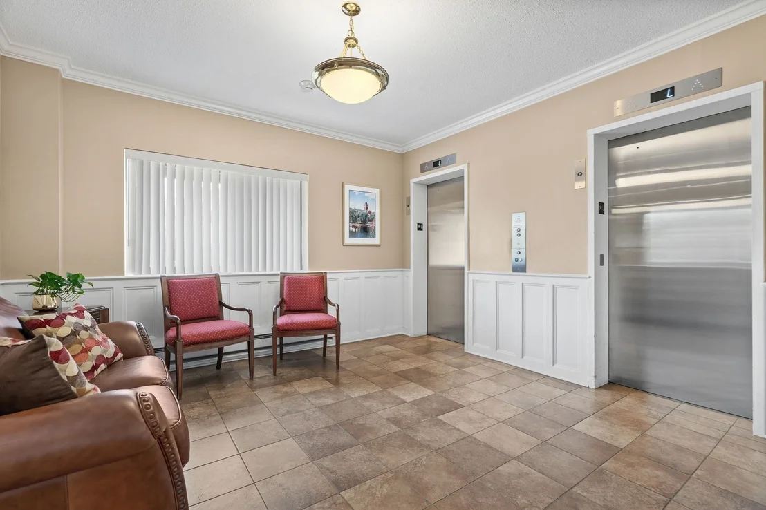 Photo of Unit 310 at 666 Main St
