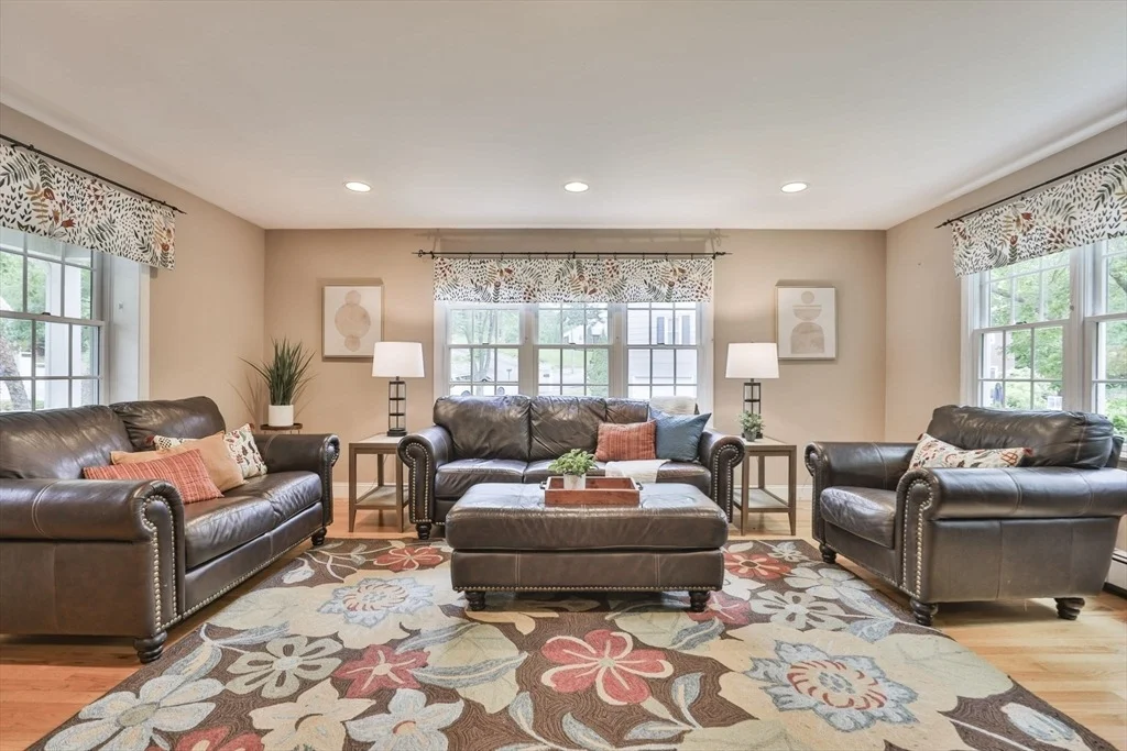 Photo of 33 Reynolds Rd
