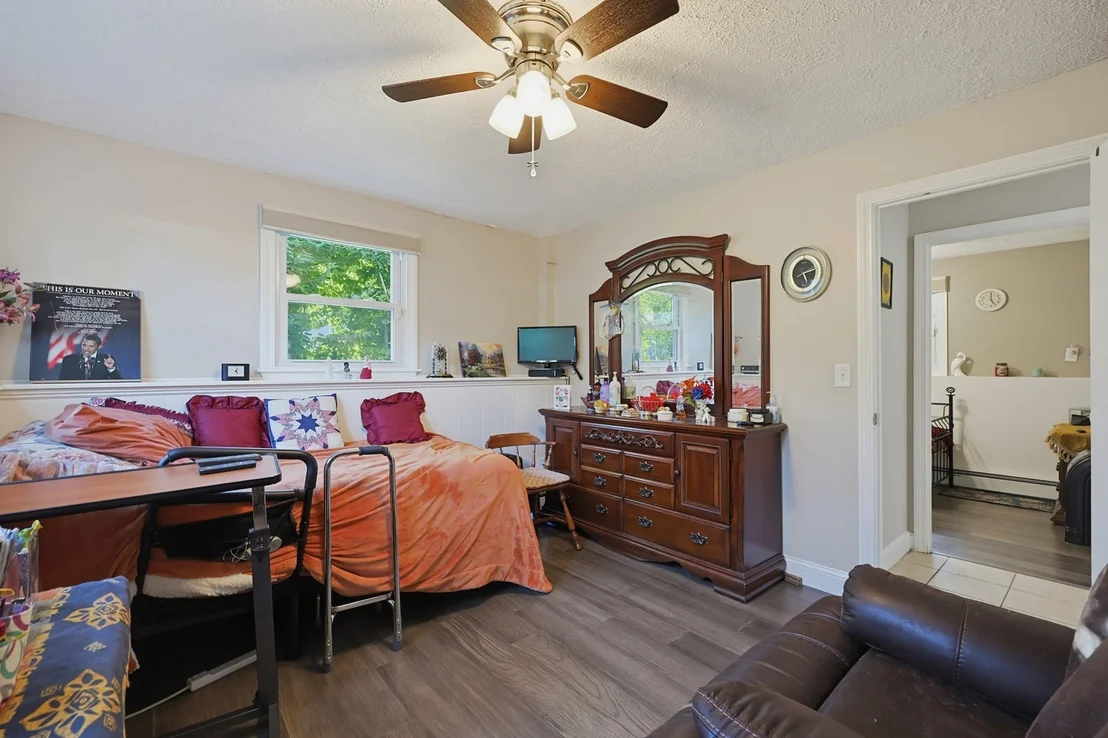 Photo of 39 Candy Ln