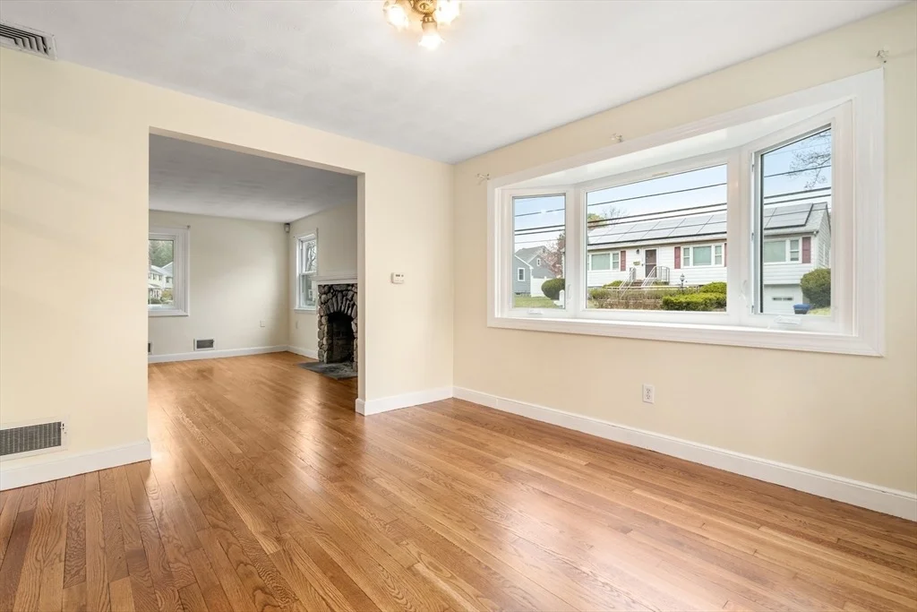 Photo of 125 Lyman Rd