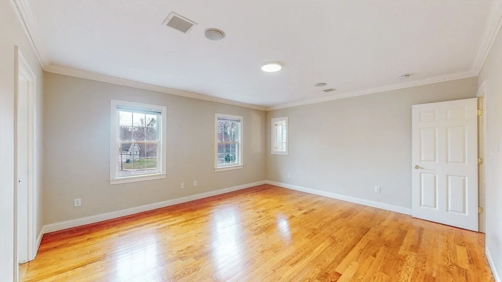 Photo of 455 Waban Ave