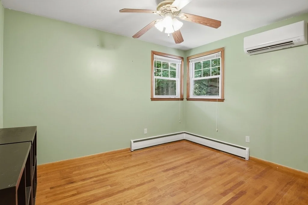 Photo of 54 Manhattan Road