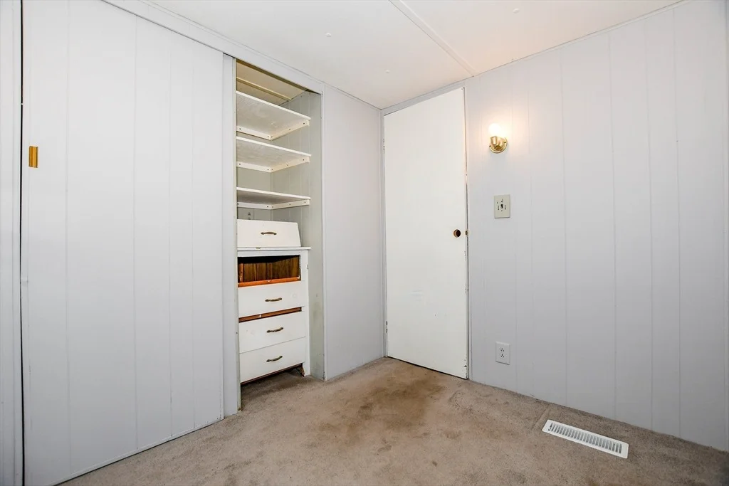 Photo of 24 Kimberly Ct