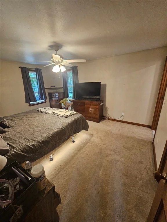 Photo of 4 Sycamore Dr