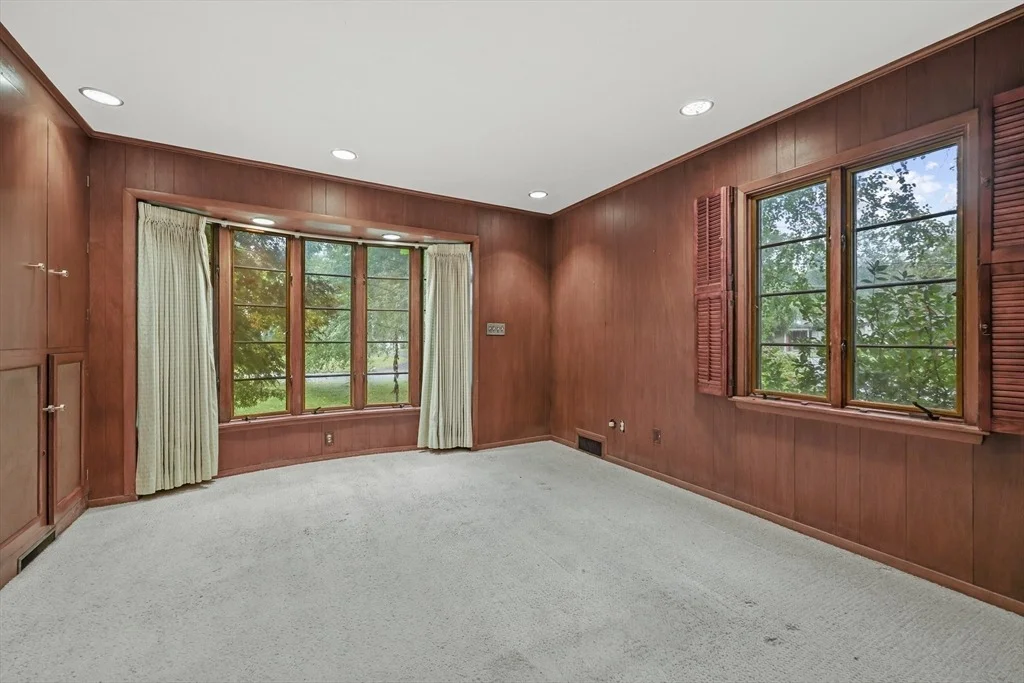 Photo of 124 Tecumseh Drive