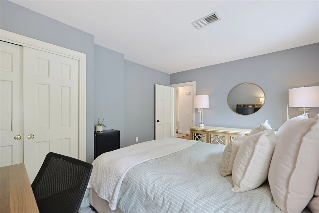 Photo of Unit 4 at 89 May St