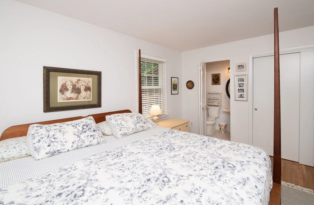 Photo of 12 Brook Dr