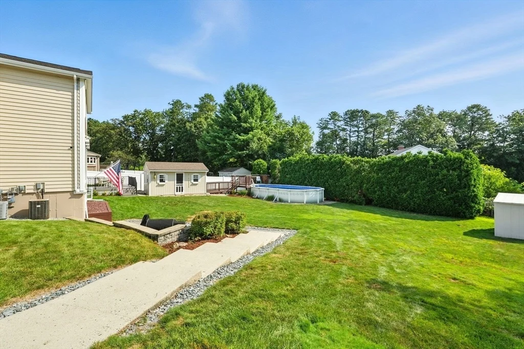 Photo of 233 Basil Rd
