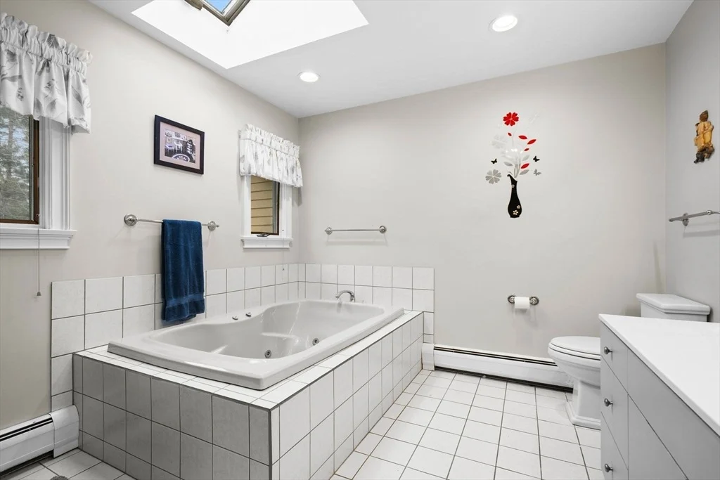 Photo of 231 Manns Dr