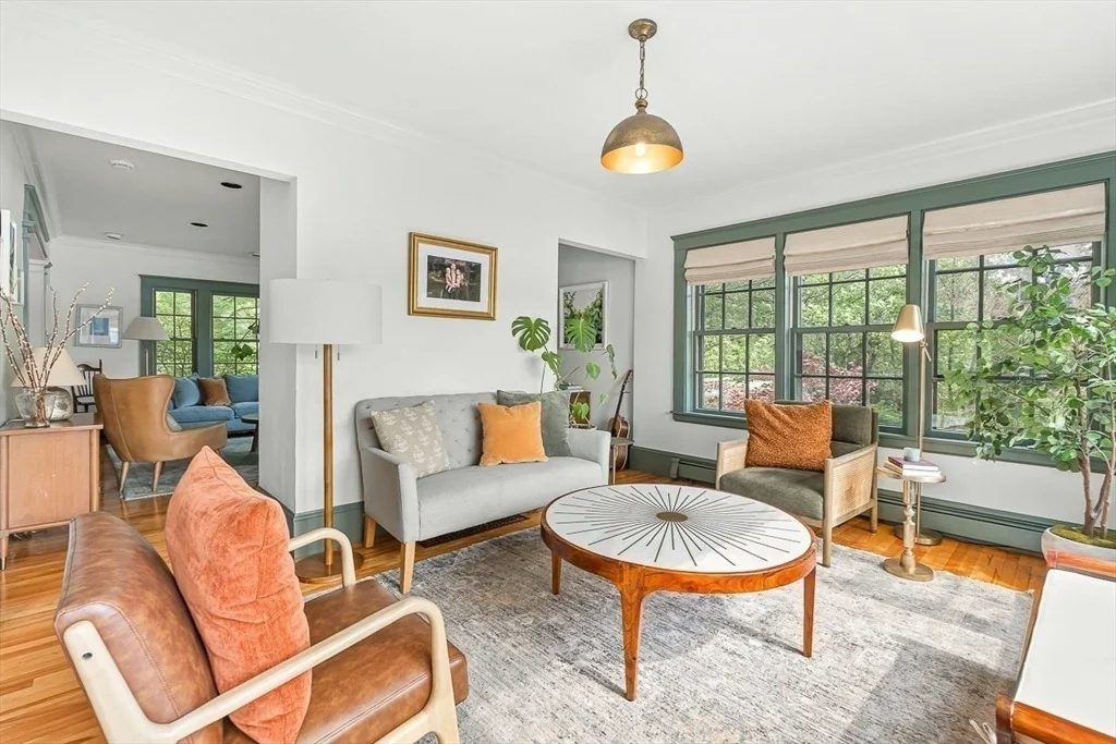 Photo of 9 Lakeview Terrace