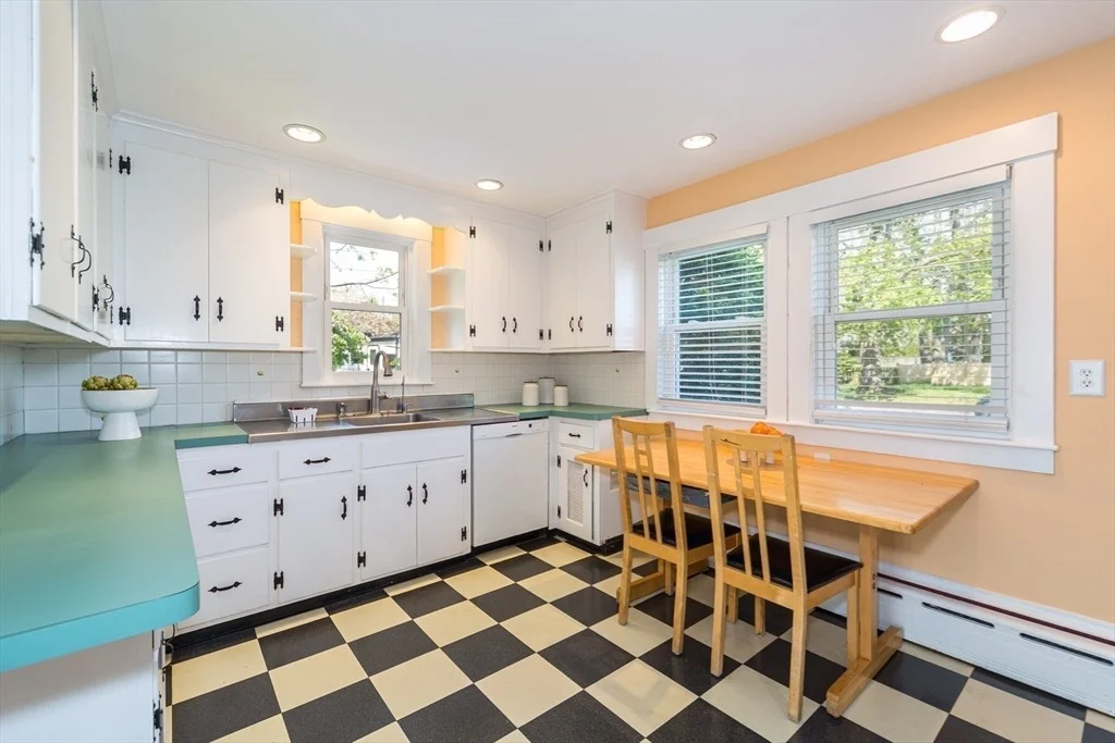 Photo of 9 Overhill Rd.
