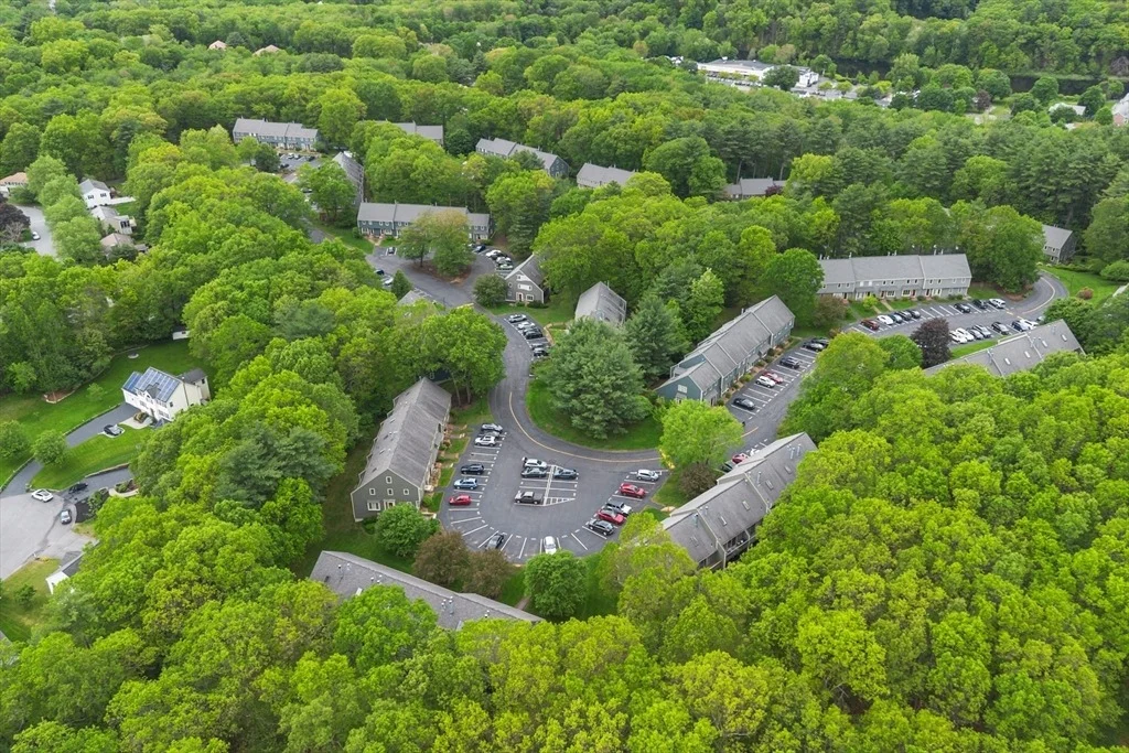 Photo of Unit 1 at 16 Deer Path