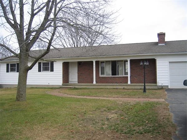 Photo of 470 Main St