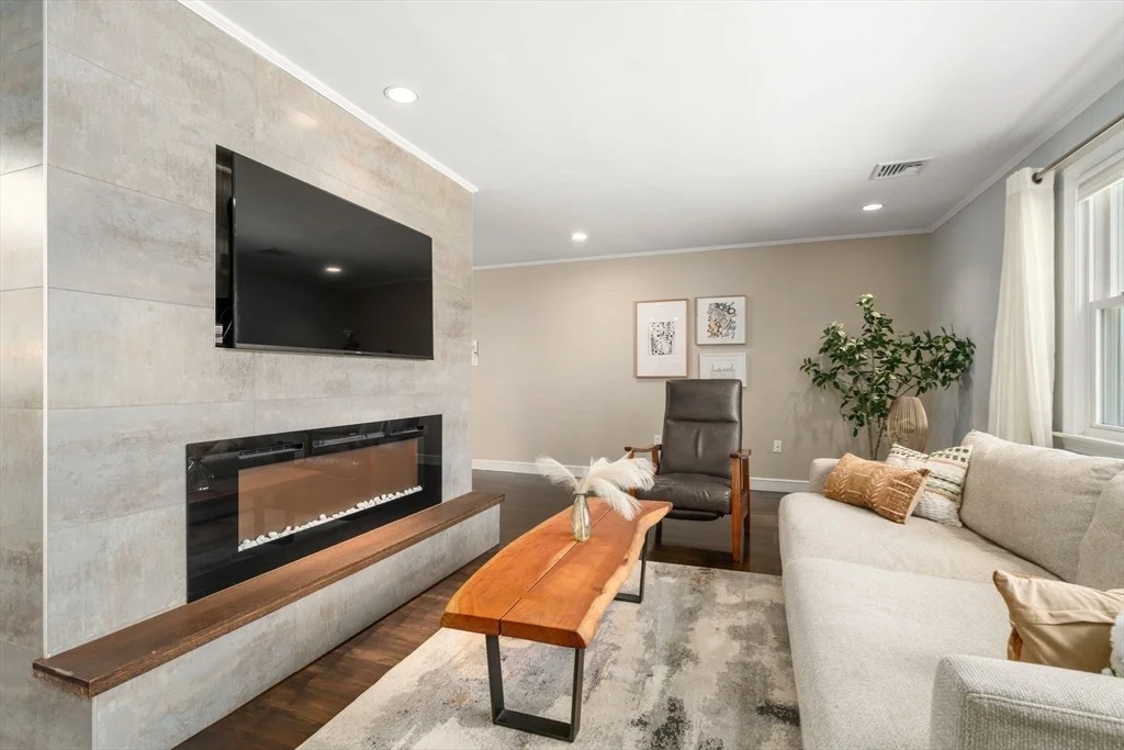 Photo of 13 Pinecrest Road