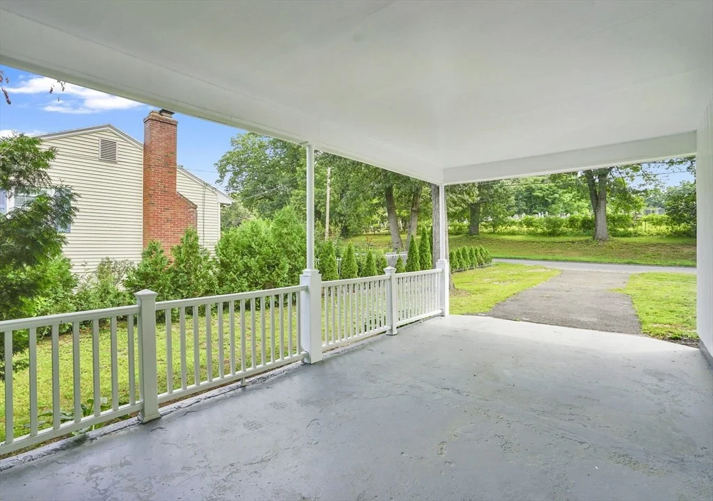 Photo of 250 Old Lyman Rd
