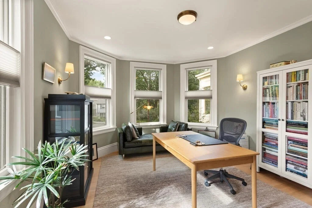 Photo of 4 Eliot Rd