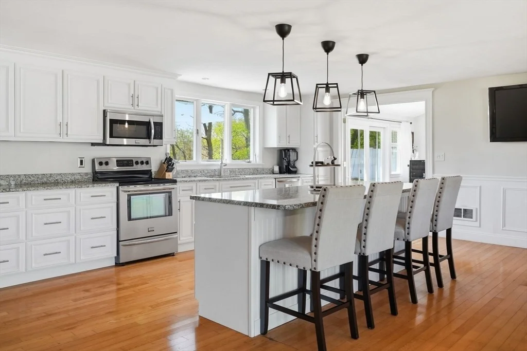 Photo of 8 Lisa Rd