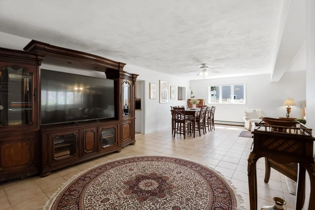 Photo of 6 Gavin Cir