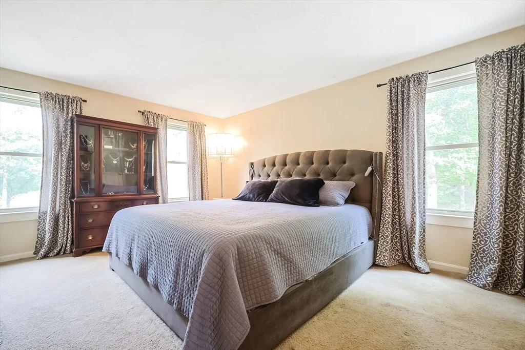 Photo of 65 Benjamin Day Dr.
