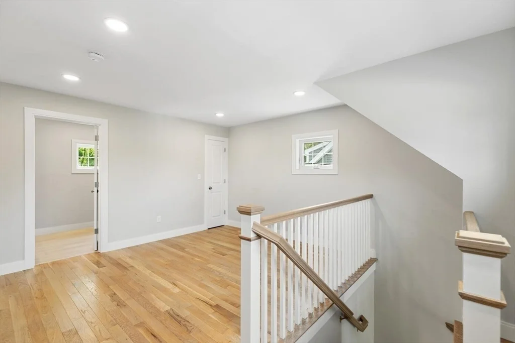 Photo of Unit A at 28 Riverview Rd