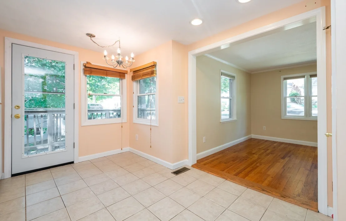 Photo of 19 Penny Lane